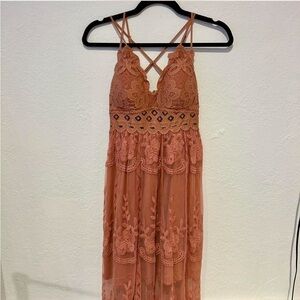 Elegant Lace Strappy Maxi Dress in Dusty Rose